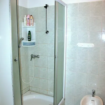 Delfin * Grebaštica