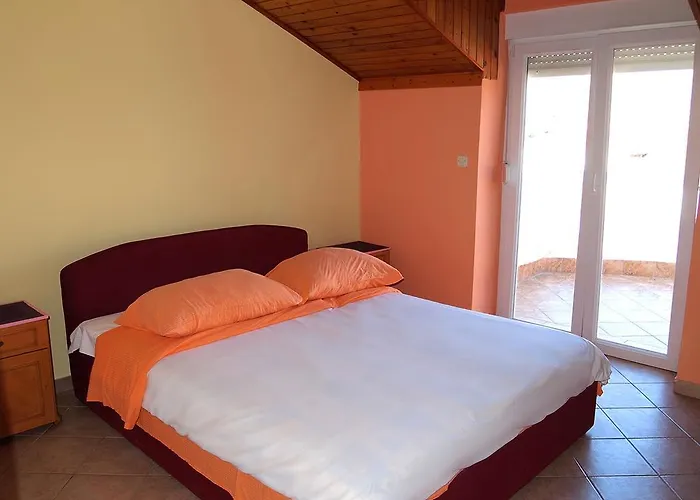 Daire Delfin Grebaštica