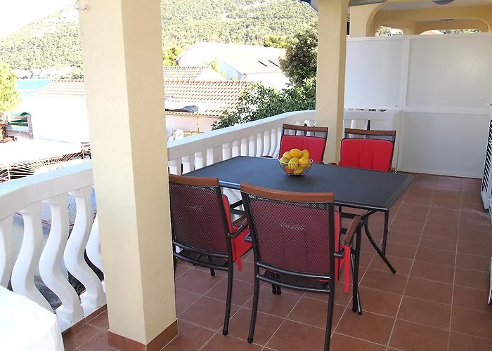 Delfin * Grebaštica